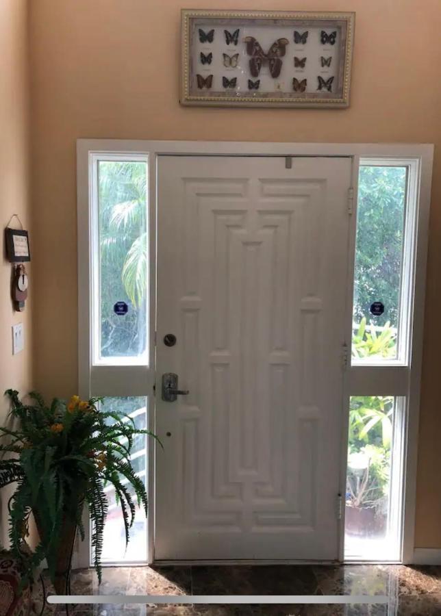 Large Luxury Studio With View In Santa Monica Exteriör bild