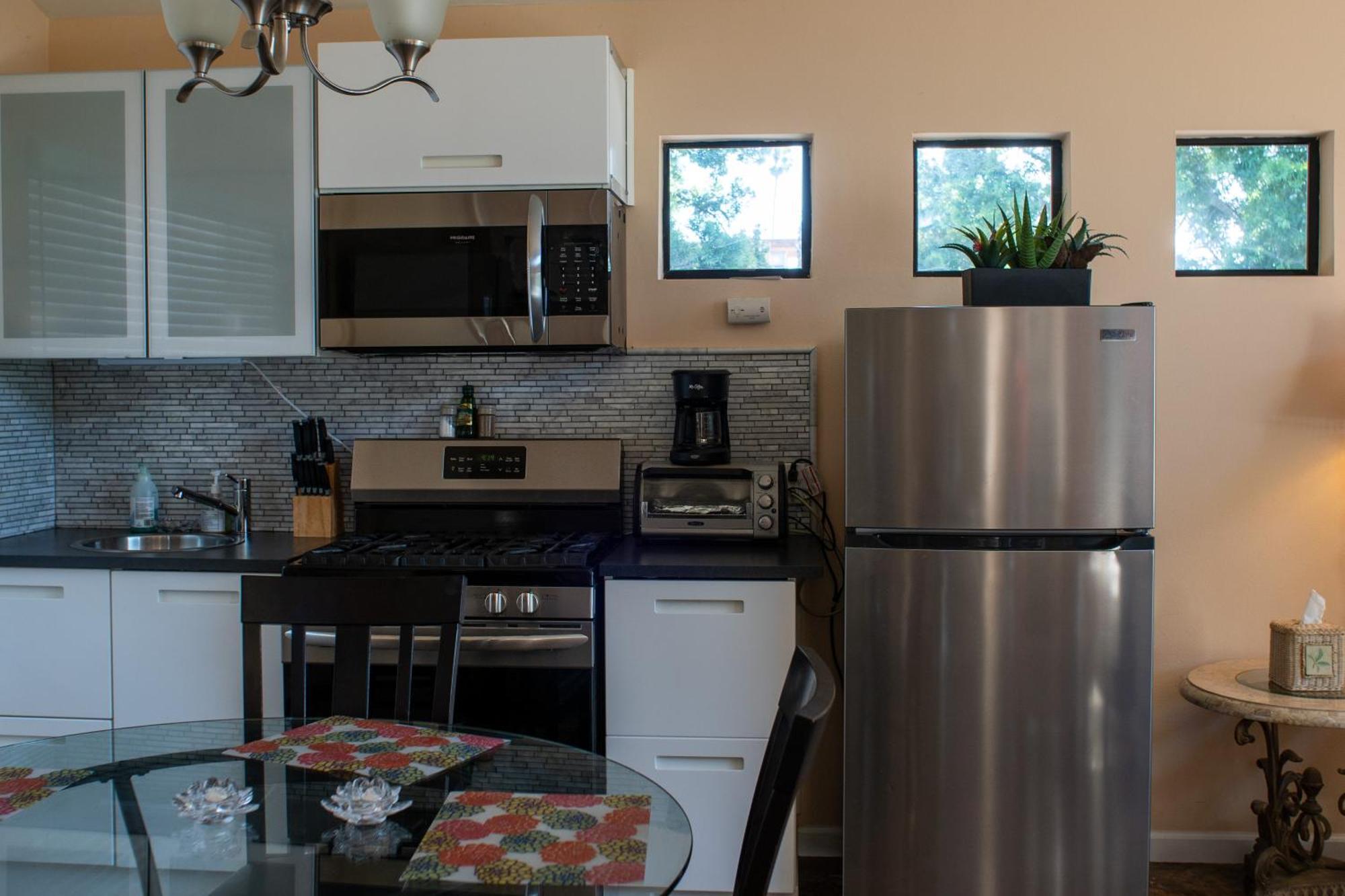 Large Luxury Studio With View In Santa Monica Exteriör bild