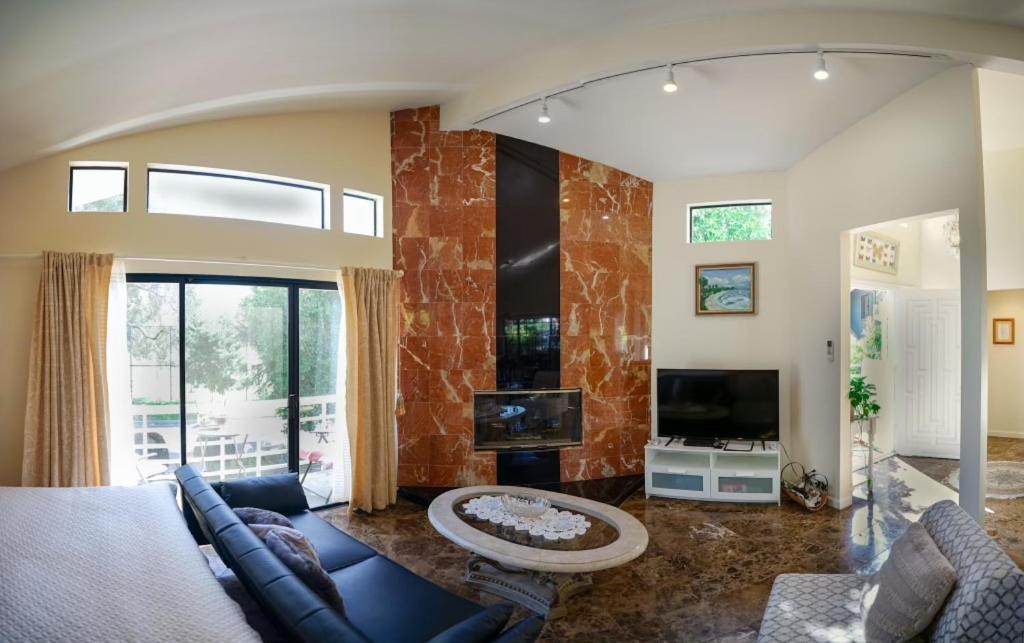 Large Luxury Studio With View In Santa Monica Exteriör bild